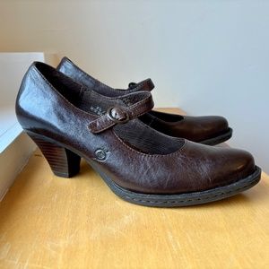 BØRN Mary Jane Pumps Size 8.5 NWT